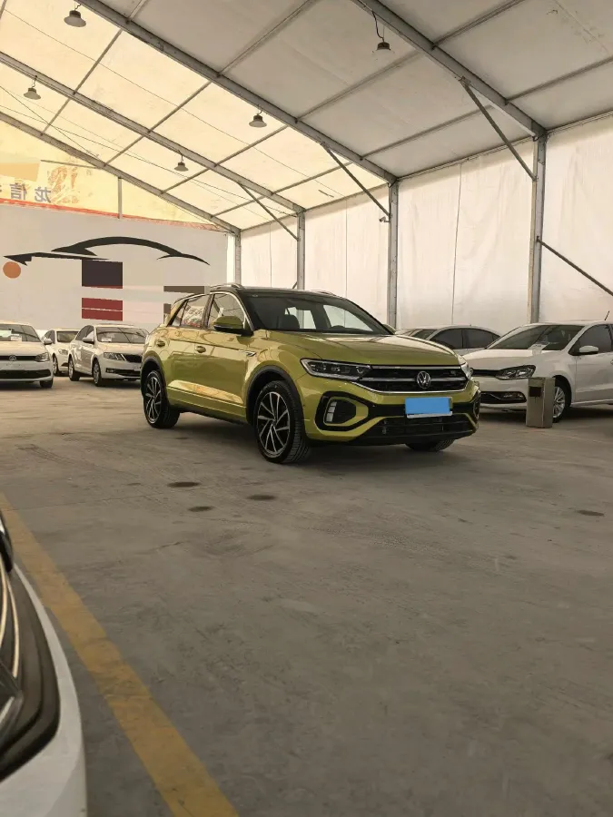 2023 Volkswagen T-Roc 1.5T 160HP L4 7DCT,autocango,china used car exporter,china ev exporter,chinese used car exporter,chinese used ev exporter