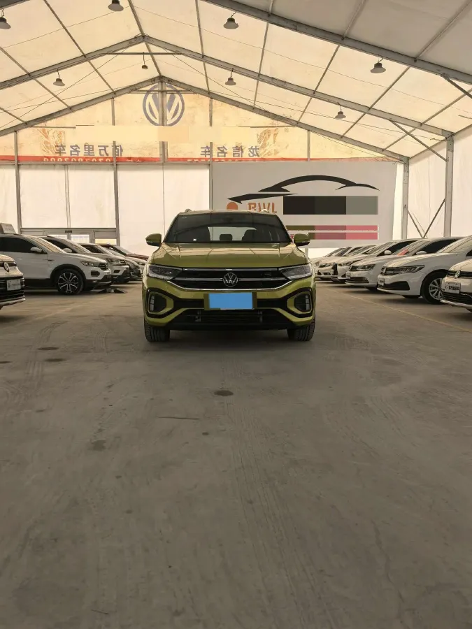 2023 Volkswagen T-Roc 1.5T 160HP L4 7DCT,autocango,china used car exporter,china ev exporter,chinese used car exporter,chinese used ev exporter