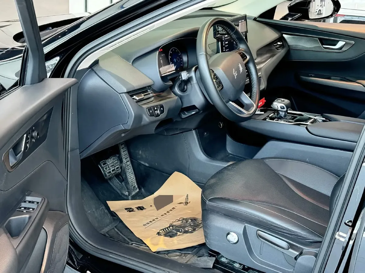 2022 HongQi E-QM5 BEV 54KWH,autocango,china used car exporter,china ev exporter,chinese used car exporter,chinese used ev exporter