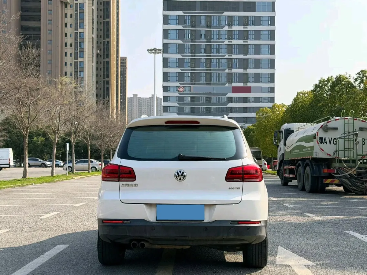 2017 Haval H9 2.0T 190HP L4 8AT,autocango,china used car exporter,china ev exporter,chinese used car exporter,chinese used ev exporter