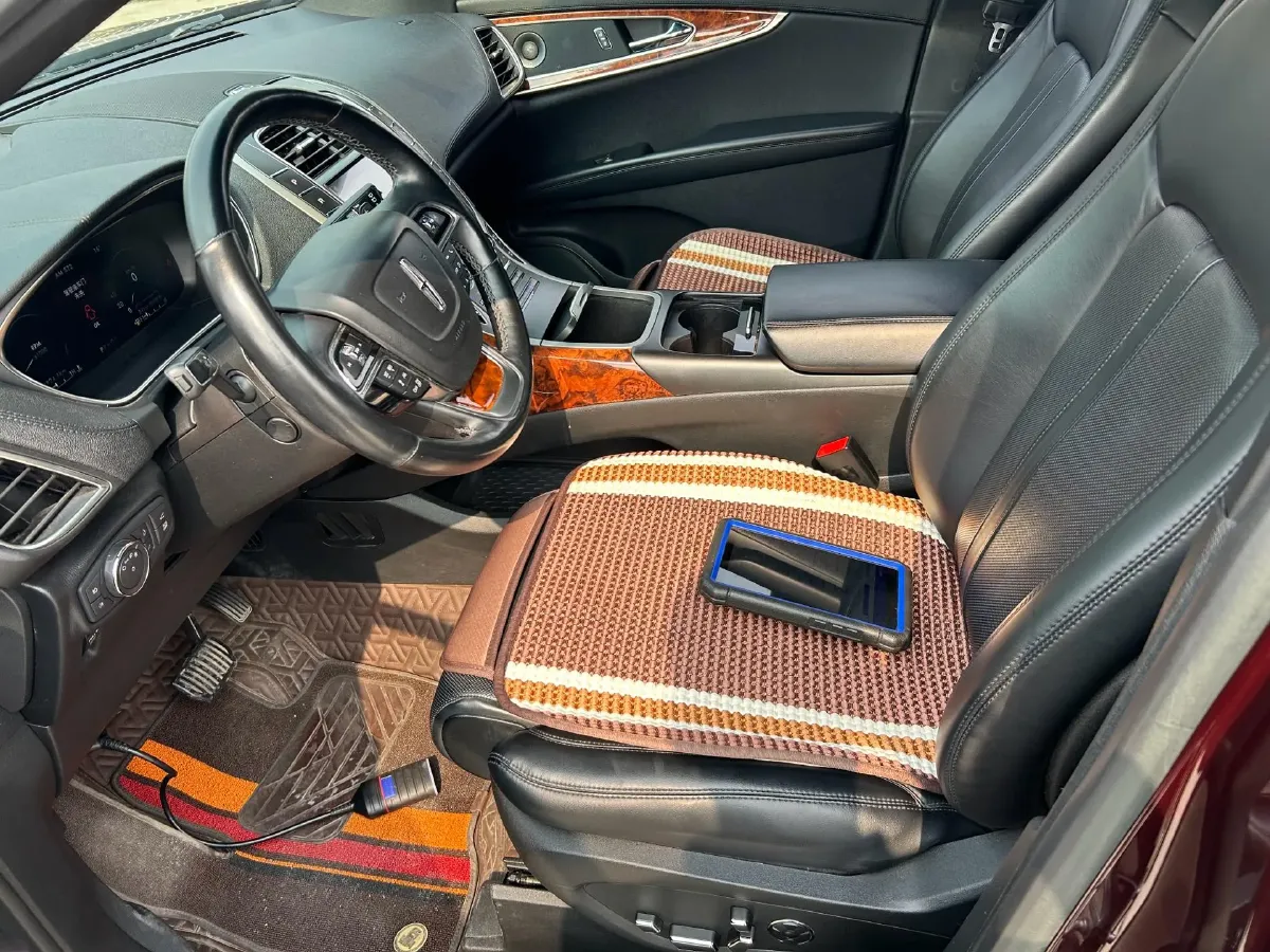 2019 Lincoln Nautilus 2.7T 329HP V6 8AT,autocango,china used car exporter,china ev exporter,chinese used car exporter,chinese used ev exporter