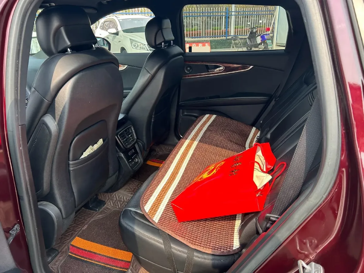 2019 Lincoln Nautilus 2.7T 329HP V6 8AT,autocango,china used car exporter,china ev exporter,chinese used car exporter,chinese used ev exporter