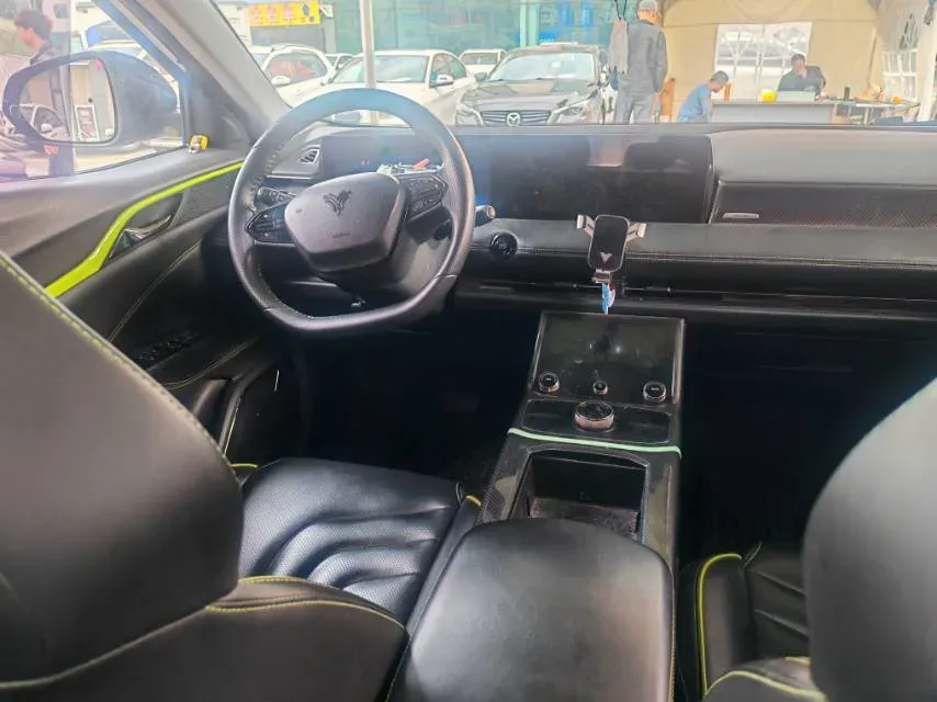 2022 MAXUS T70 2.0T 163HP L4 6AT,autocango,china used car exporter,china ev exporter,chinese used car exporter,chinese used ev exporter