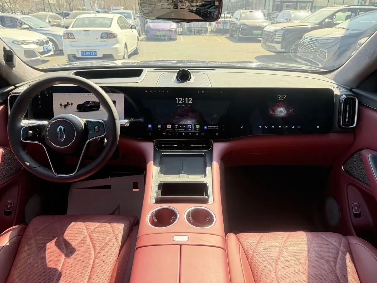 2025 AITO AITO M8 REEV 160HP REEV 53.4KWH,autocango,china used car exporter,china ev exporter,chinese used car exporter,chinese used ev exporter