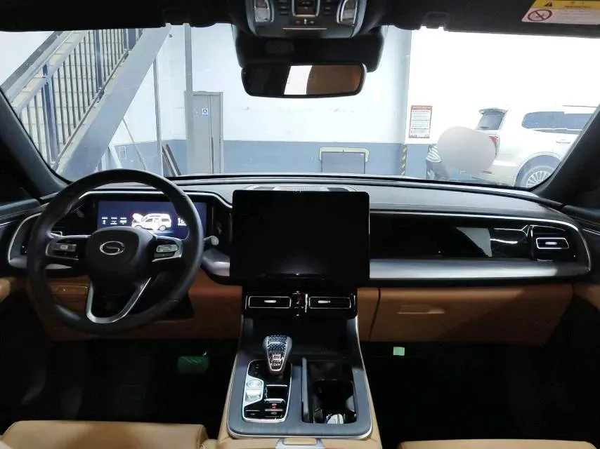 2025 GAC Trumpchi GS8 2.0T 252HP L4 8AT,autocango,china used car exporter,china ev exporter,chinese used car exporter,chinese used ev exporter