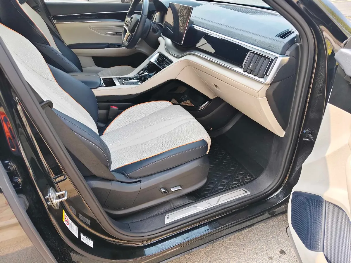 2022 Hyundai Tucson 2.0L 150HP L4 6AT Hybrid,autocango,china used car exporter,china ev exporter,chinese used car exporter,chinese used ev exporter