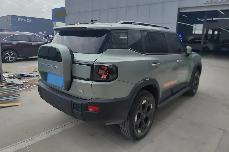2025 Jetour Traveller 2.0T 254HP L4 7DCT,autocango,china used car exporter,china ev exporter,chinese used car exporter,chinese used ev exporter