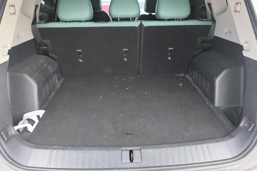 2025 Jetour Traveller 2.0T 254HP L4 7DCT,autocango,china used car exporter,china ev exporter,chinese used car exporter,chinese used ev exporter