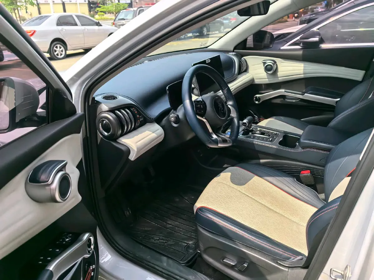 2022 Foton Grand General G7 2.0T 238HP L4 8AT,autocango,china used car exporter,china ev exporter,chinese used car exporter,chinese used ev exporter