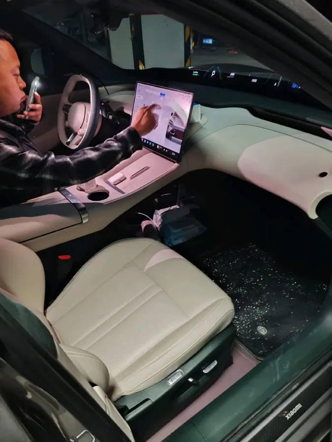 2025 MI YU7 BEV 101.7KWH,autocango,china used car exporter,china ev exporter,chinese used car exporter,chinese used ev exporter