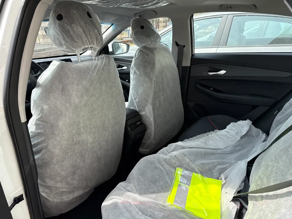 2024 Geely Binray 1.5T 181HP L4 7DCT,autocango,china used car exporter,china ev exporter,chinese used car exporter,chinese used ev exporter