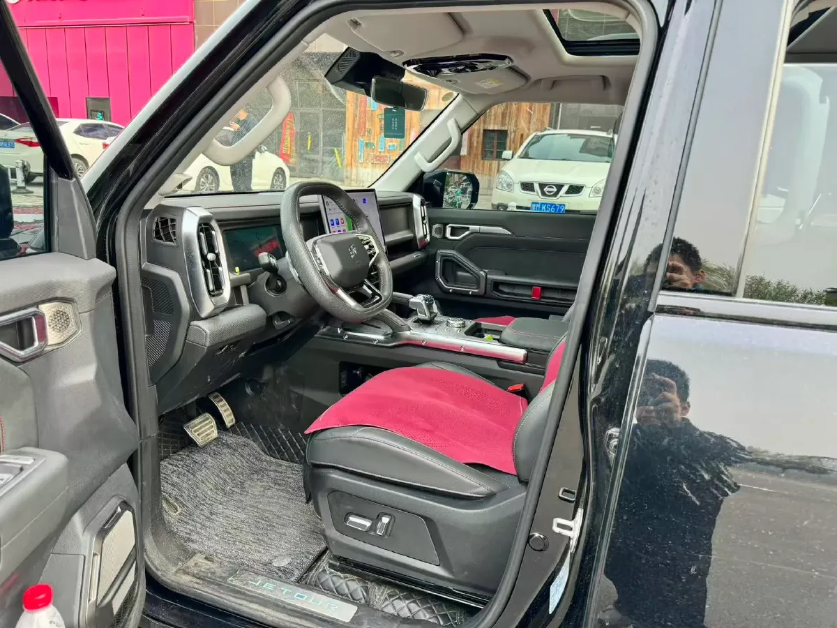 2023 Jetour Traveller 2.0T 254HP L4 8AT,autocango,china used car exporter,china ev exporter,chinese used car exporter,chinese used ev exporter