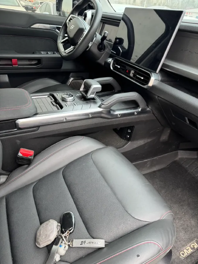 2024 Jetour Traveller 2.0T 254HP L4 7DCT,autocango,china used car exporter,china ev exporter,chinese used car exporter,chinese used ev exporter