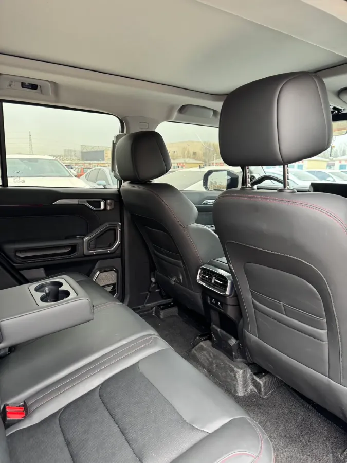 2024 Jetour Traveller 2.0T 254HP L4 7DCT,autocango,china used car exporter,china ev exporter,chinese used car exporter,chinese used ev exporter