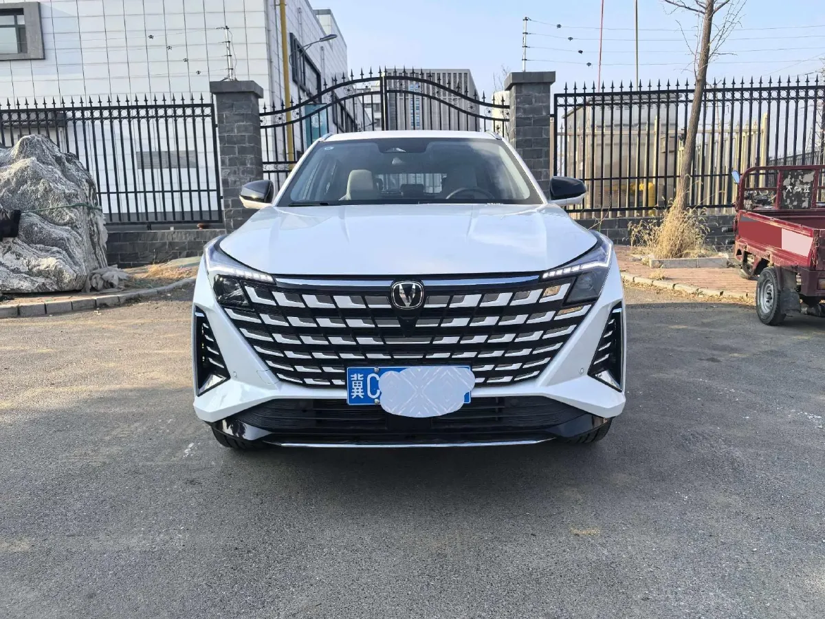 2025 ChangAn UNI-Z 1.5T 188HP L4 7DCT,autocango,china used car exporter,china ev exporter,chinese used car exporter,chinese used ev exporter