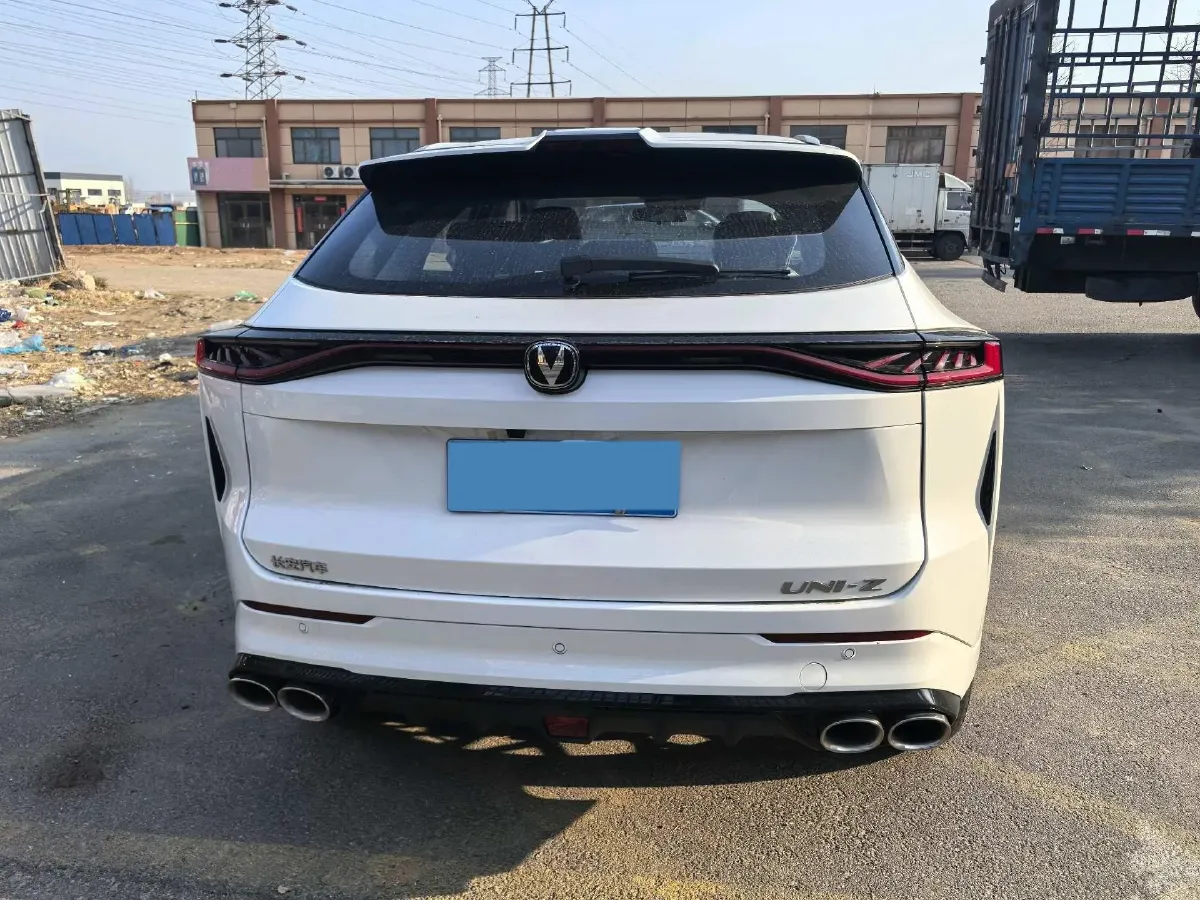 2025 ChangAn UNI-Z 1.5T 188HP L4 7DCT,autocango,china used car exporter,china ev exporter,chinese used car exporter,chinese used ev exporter