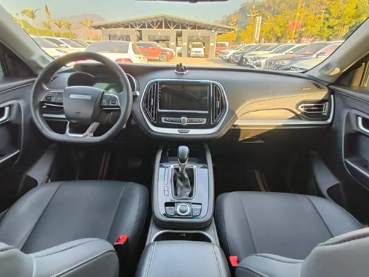 2020 Jetour X70M 1.5T 156HP L4 6DCT,autocango,china used car exporter,china ev exporter,chinese used car exporter,chinese used ev exporter