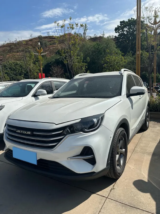2020 Jetour X70M 1.5T 156HP L4 6DCT,autocango,china used car exporter,china ev exporter,chinese used car exporter,chinese used ev exporter