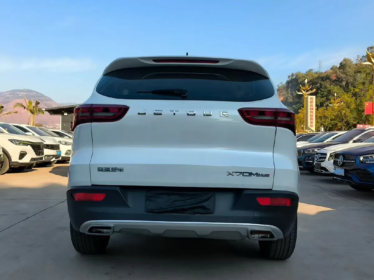 2020 Jetour X70M 1.5T 156HP L4 6DCT,autocango,china used car exporter,china ev exporter,chinese used car exporter,chinese used ev exporter