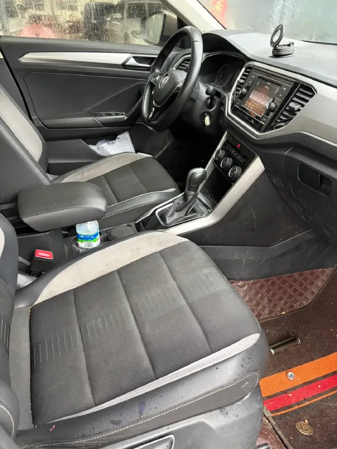 2019 Volkswagen T-Roc 1.4T 131HP L4 7DCT,autocango,china used car exporter,china ev exporter,chinese used car exporter,chinese used ev exporter