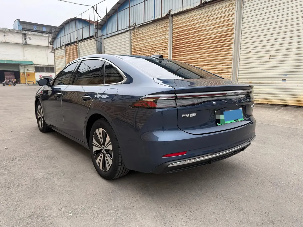 2025 Geely Galaxy A7 1.5L 112HP L4 1DHT PHEV,autocango,china used car exporter,china ev exporter,chinese used car exporter,chinese used ev exporter