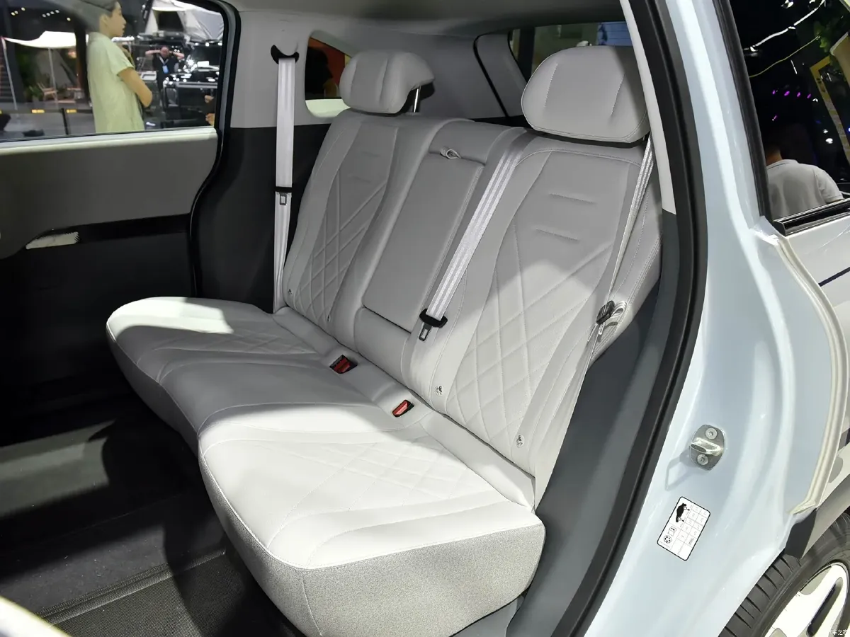 2023 JAC T8 2.0T 170HP L4 8AT,autocango,china used car exporter,china ev exporter,chinese used car exporter,chinese used ev exporter