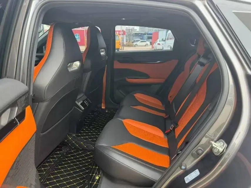 2023 ChangAn UNI-V 1.5T 188HP L4 7DCT,autocango,china used car exporter,china ev exporter,chinese used car exporter,chinese used ev exporter