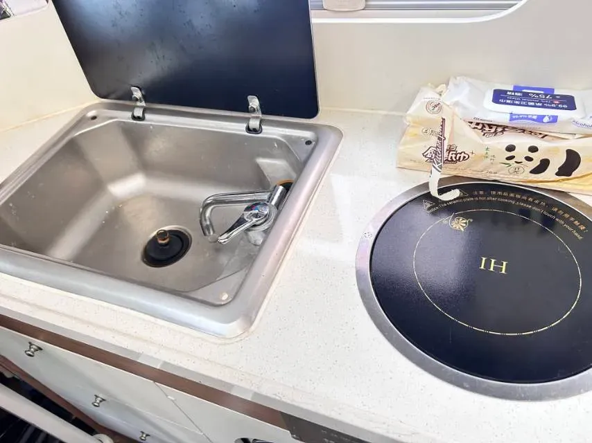 2021 MAXUS V90 RV 2.0T 148HP L4 6AT,autocango,china used car exporter,china ev exporter,chinese used car exporter,chinese used ev exporter