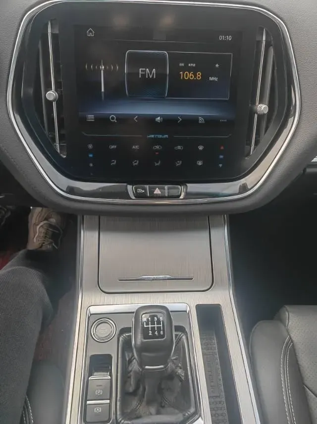 2020 Jetour X70 1.5T 156HP L4 6MT,autocango,china used car exporter,china ev exporter,chinese used car exporter,chinese used ev exporter