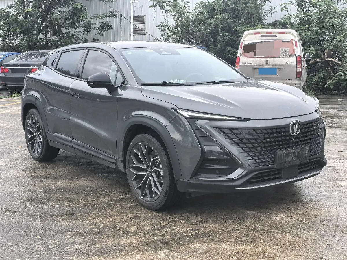 2022 ChangAn UNI-T 1.5T 188HP L4 7DCT,autocango,china used car exporter,china ev exporter,chinese used car exporter,chinese used ev exporter