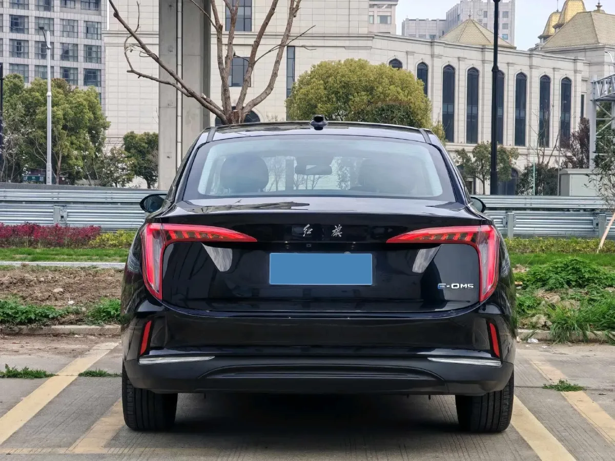 2024 HongQi E-QM5 BEV 60KWH,autocango,china used car exporter,china ev exporter,chinese used car exporter,chinese used ev exporter