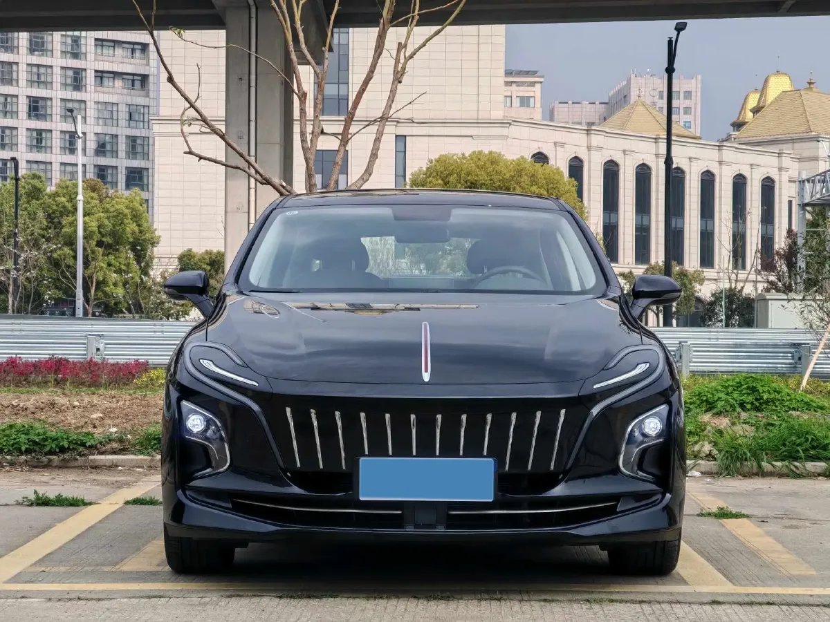2024 HongQi E-QM5 BEV 60KWH,autocango,china used car exporter,china ev exporter,chinese used car exporter,chinese used ev exporter