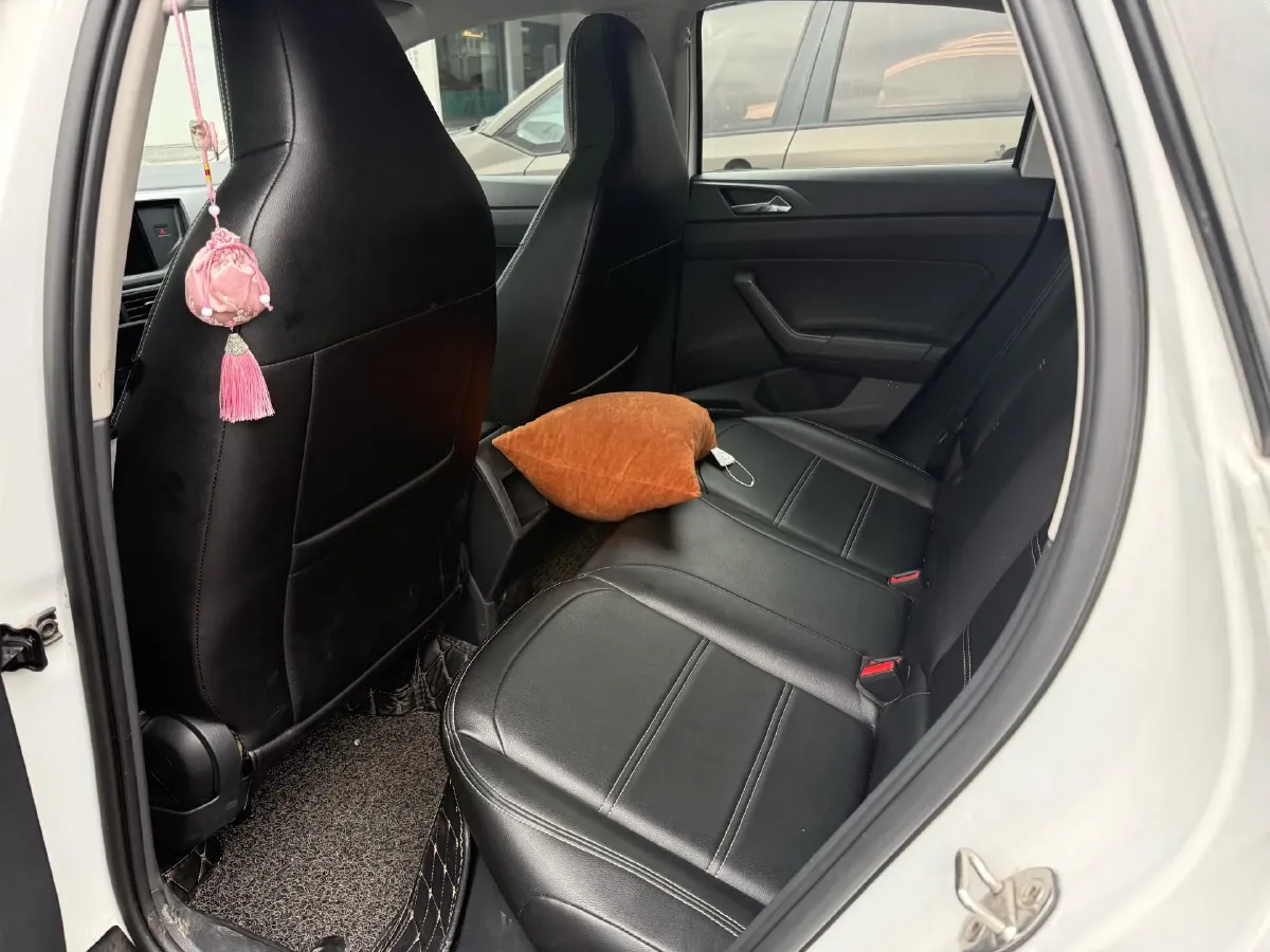 2019 Volkswagen Polo 1.5L 113HP L4 6AT,autocango,china used car exporter,china ev exporter,chinese used car exporter,chinese used ev exporter