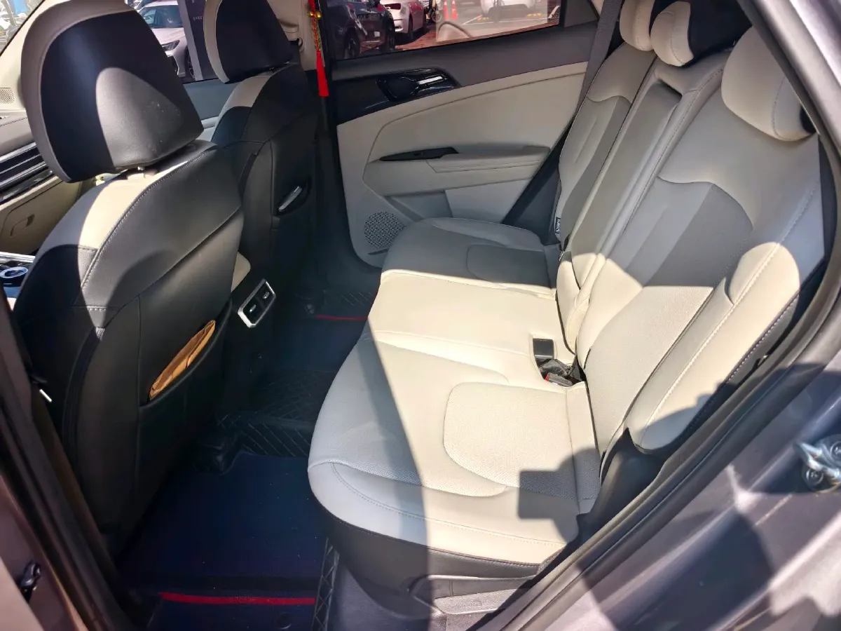 2023 Kia Sportage 1.5T 200HP L4 8AT,autocango,china used car exporter,china ev exporter,chinese used car exporter,chinese used ev exporter