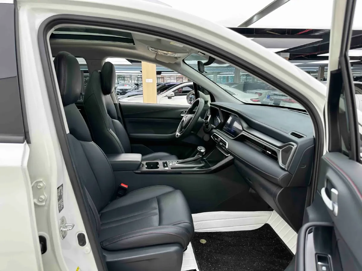 2021 GAC Trumpchi GS4 1.5T 169HP L4 6AT,autocango,china used car exporter,china ev exporter,chinese used car exporter,chinese used ev exporter