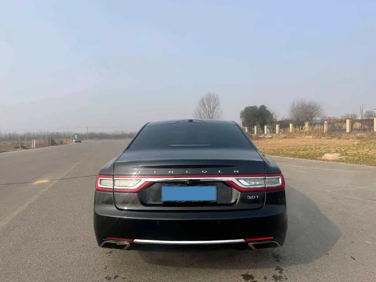2018 Lincoln Continental 2.0T 261HP L4 6AT,autocango,china used car exporter,china ev exporter,chinese used car exporter,chinese used ev exporter