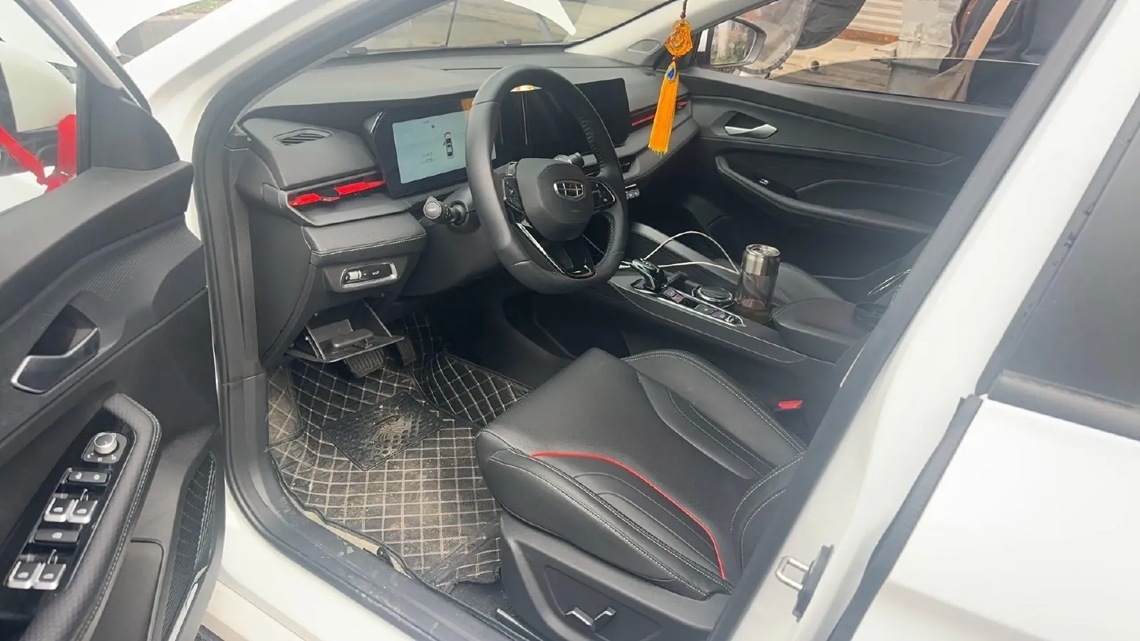 2024 Geely Binray 1.5T 181HP L4 7DCT,autocango,china used car exporter,china ev exporter,chinese used car exporter,chinese used ev exporter