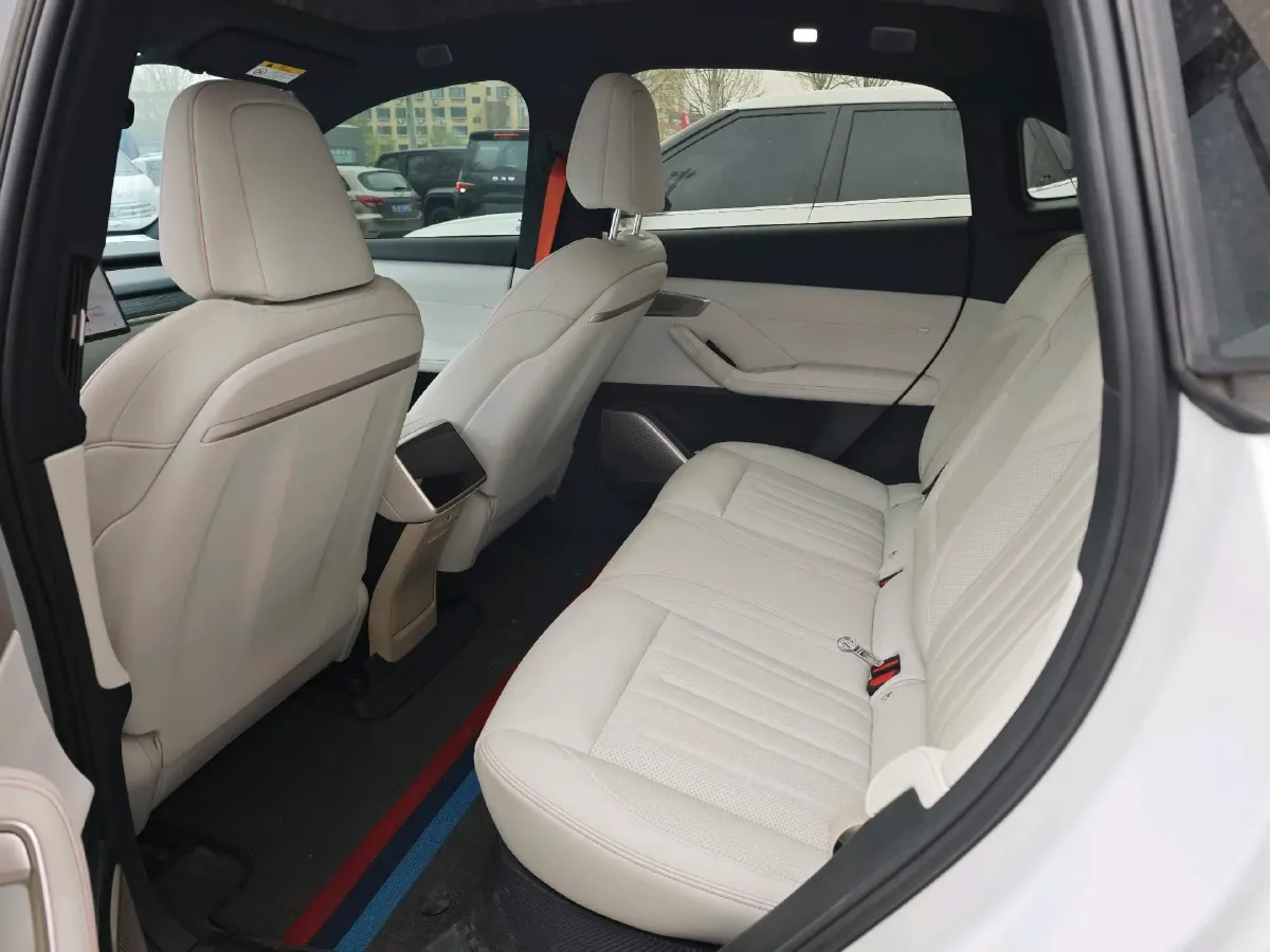 2024 ONVO L60 BEV 60KWH,autocango,china used car exporter,china ev exporter,chinese used car exporter,chinese used ev exporter