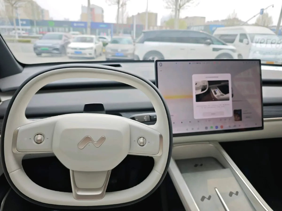 2024 ONVO L60 BEV 60KWH,autocango,china used car exporter,china ev exporter,chinese used car exporter,chinese used ev exporter