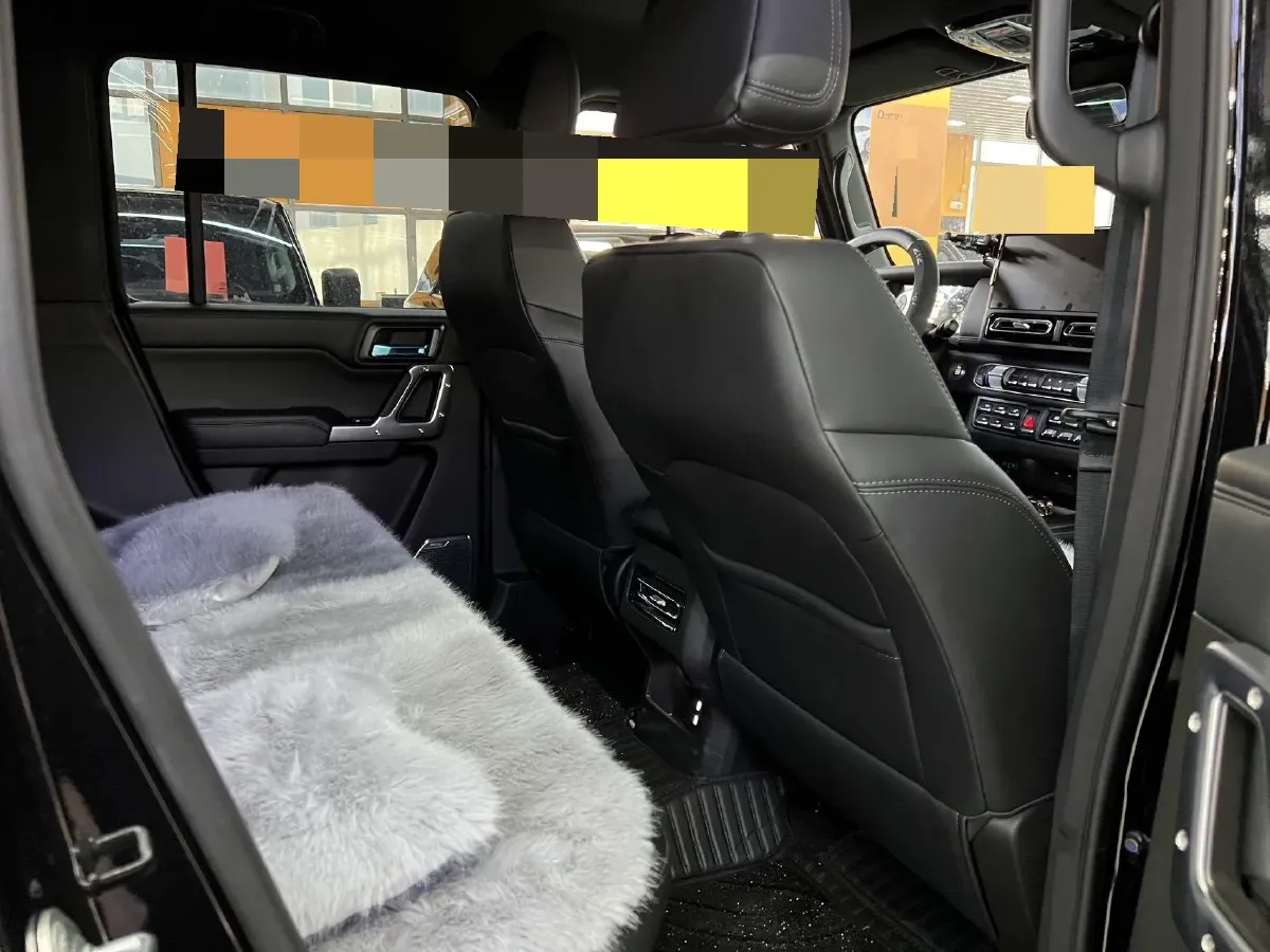 2025 212 212 T01 2.0T 252HP L4 8AT,autocango,china used car exporter,china ev exporter,chinese used car exporter,chinese used ev exporter