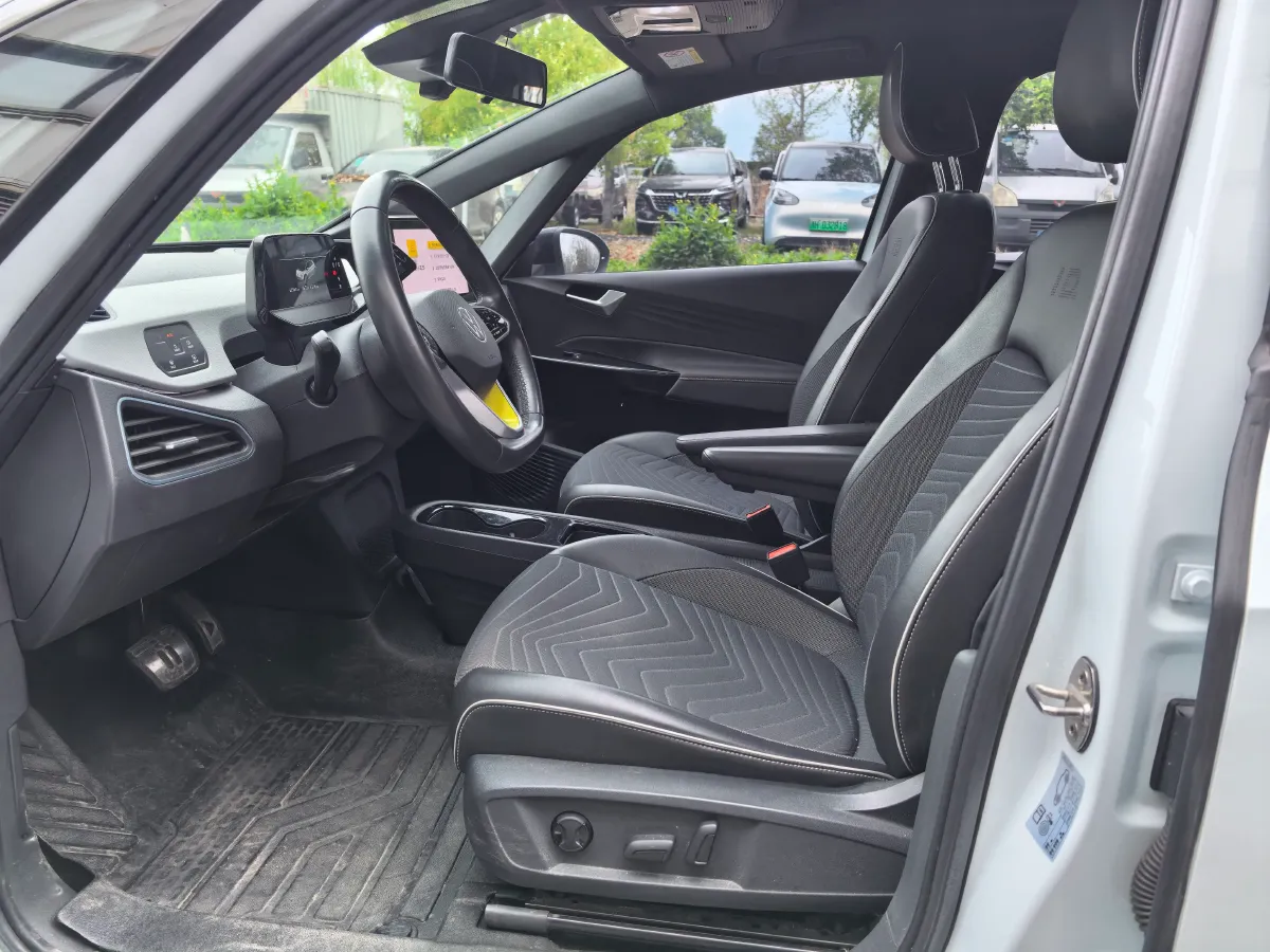 2023 Volkswagen ID.3 BEV 52.8KWH,autocango,china used car exporter,china ev exporter,chinese used car exporter,chinese used ev exporter