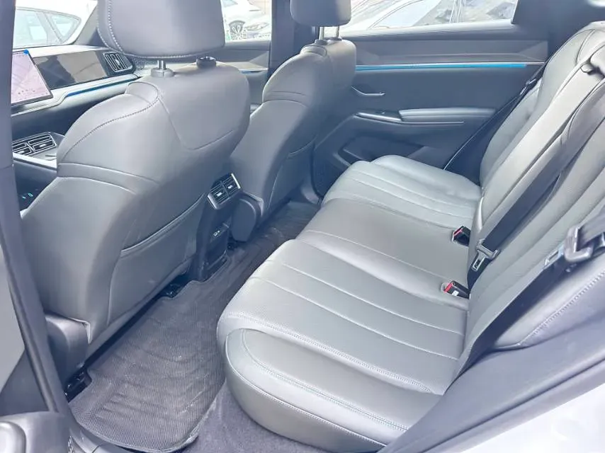 2025 BYD Song Pro 1.5L 101HP L4 E-CVT PHEV 18.3KWH,autocango,china used car exporter,china ev exporter,chinese used car exporter,chinese used ev exporter