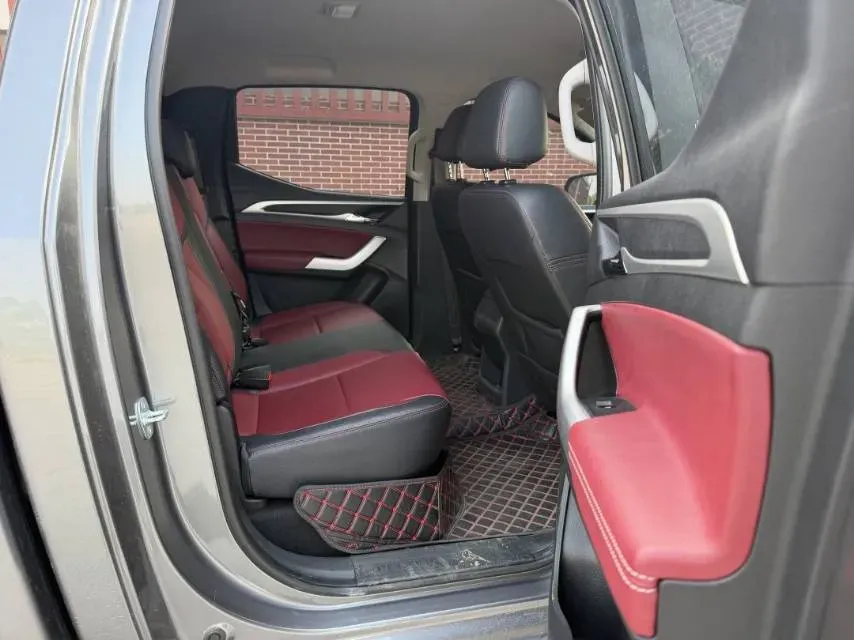 2024 MAXUS Interstellar 2.0T 163HP L4 6MT,autocango,china used car exporter,china ev exporter,chinese used car exporter,chinese used ev exporter