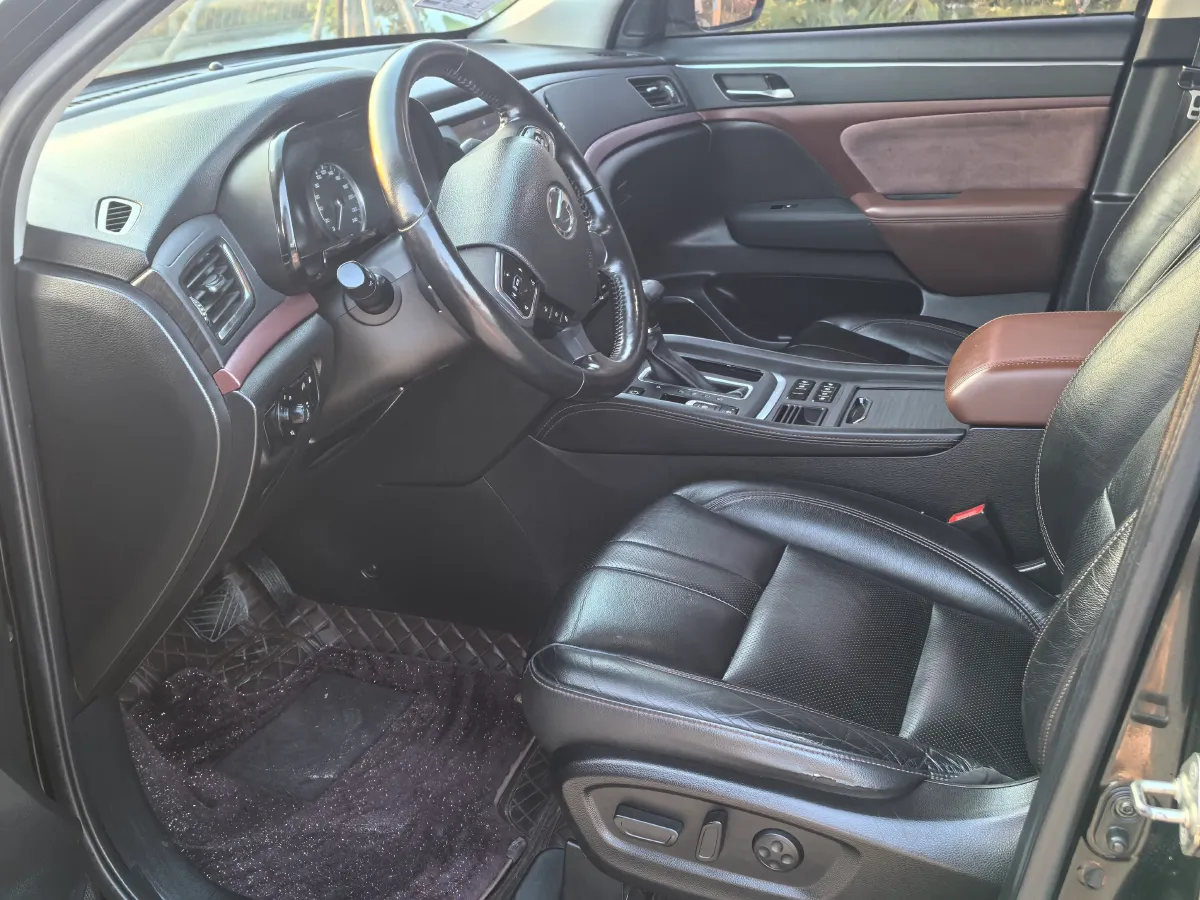 2017 GAC Trumpchi GS8 2.0T 201HP L4 6AT,autocango,china used car exporter,china ev exporter,chinese used car exporter,chinese used ev exporter