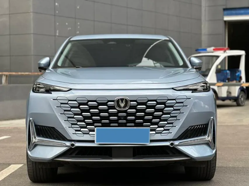 2022 ChangAn UNI-K iDD 1.5T 170HP L4 6TCT PHEV 30.74KWH,autocango,china used car exporter,china ev exporter,chinese used car exporter,chinese used ev exporter