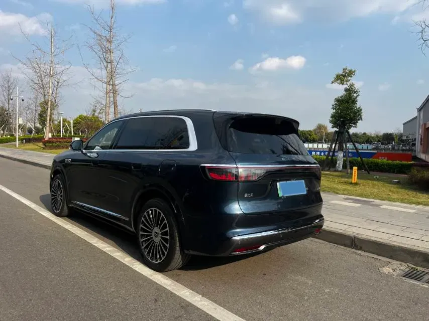 2025 AITO AITO M8 REEV 160HP REEV 53.4KWH,autocango,china used car exporter,china ev exporter,chinese used car exporter,chinese used ev exporter