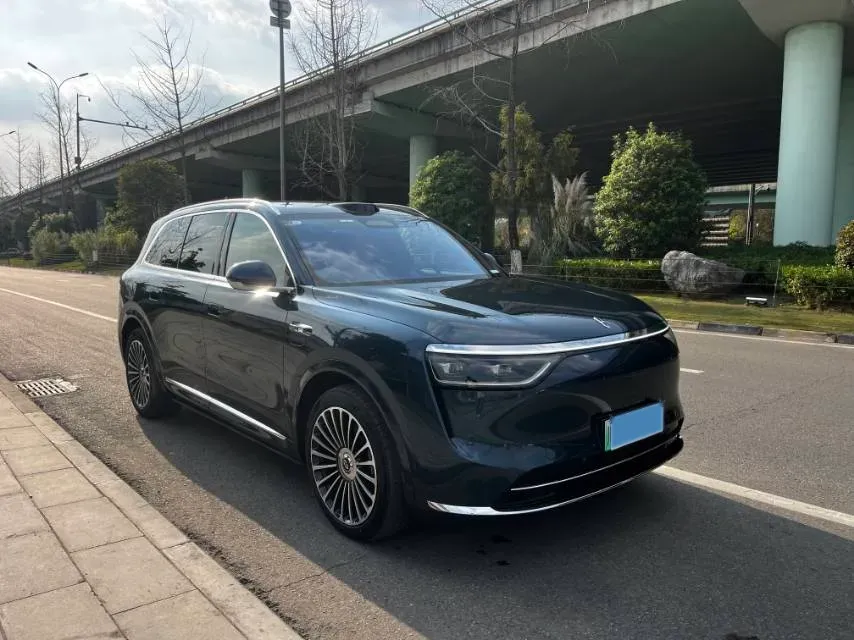 2025 AITO AITO M8 REEV 160HP REEV 53.4KWH,autocango,china used car exporter,china ev exporter,chinese used car exporter,chinese used ev exporter
