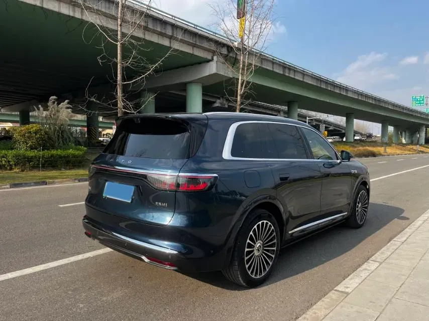 2025 AITO AITO M8 REEV 160HP REEV 53.4KWH,autocango,china used car exporter,china ev exporter,chinese used car exporter,chinese used ev exporter