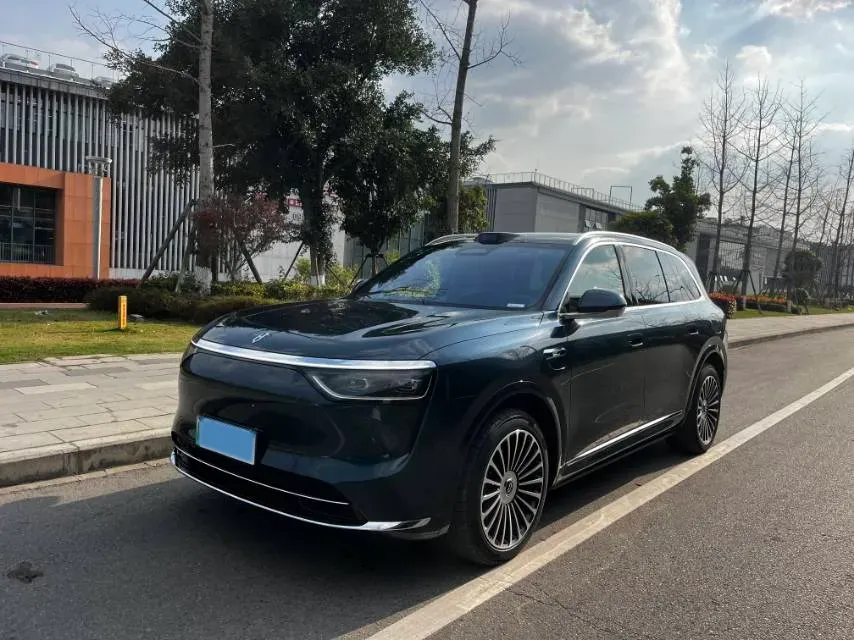 2025 AITO AITO M8 REEV 160HP REEV 53.4KWH,autocango,china used car exporter,china ev exporter,chinese used car exporter,chinese used ev exporter