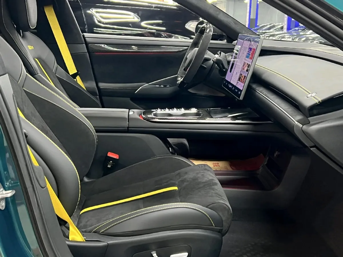 2025 MI SU7 Ultra BEV 93.7KWH,autocango,china used car exporter,china ev exporter,chinese used car exporter,chinese used ev exporter